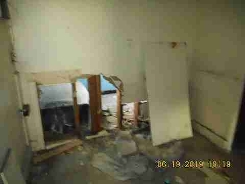 14040 Burt (19)_m.jpg